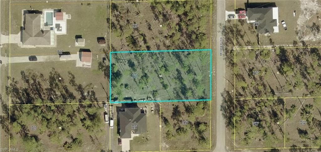 1303 Broadway AVE LEHIGH ACRES, FL 33972