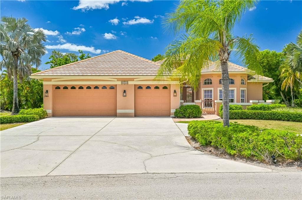 28356 Del Lago WAY BONITA SPRINGS, FL 34135