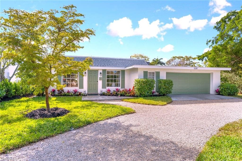 1220 10th AVE N NAPLES, FL 34102