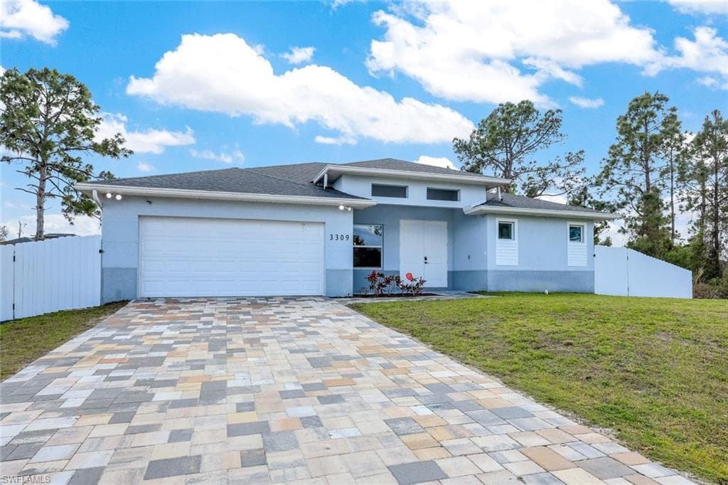 3309 16th ST SW LEHIGH ACRES, FL 33976