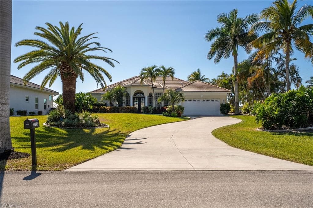 2724 SW 45th ST CAPE CORAL, FL 33914