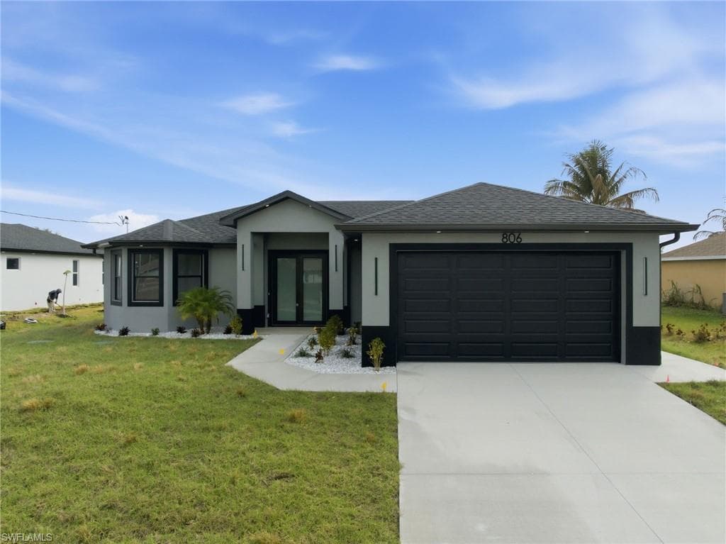 806 Fred AVE N LEHIGH ACRES, FL 33971