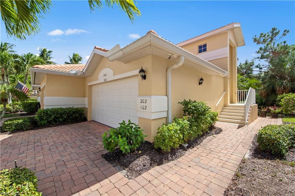 3401 Morning Lake DR 202 ESTERO, FL 34134