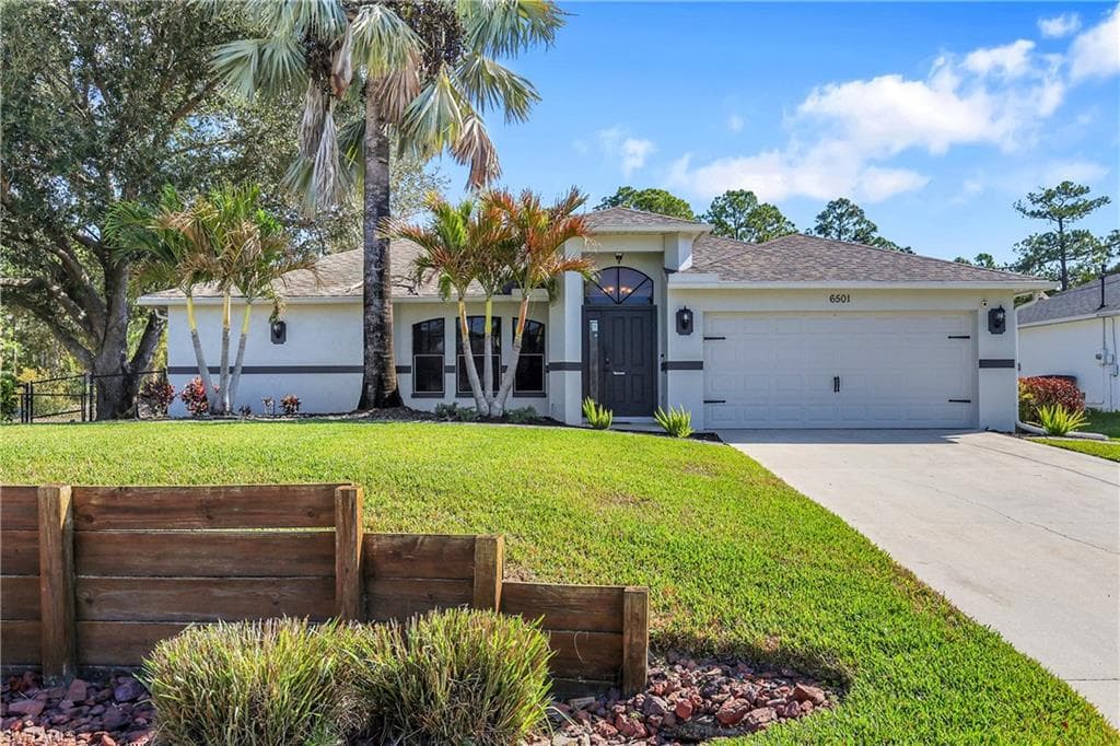 6501 Astoria AVE FORT MYERS, FL 33905