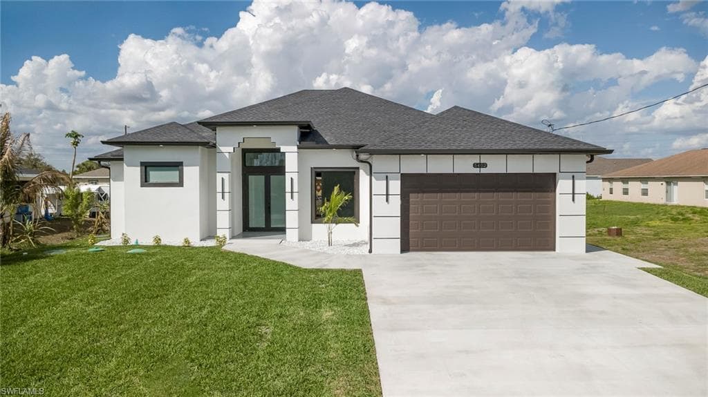 5402 6th ST W LEHIGH ACRES, FL 33971