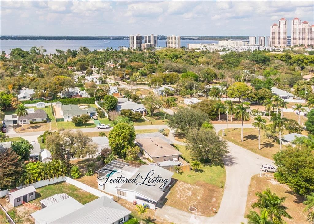 1758 Woodlawn AVE FORT MYERS, FL 33901