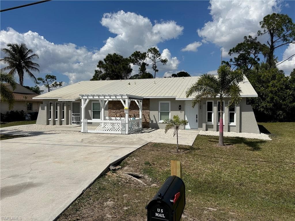 9165 Seville RD FORT MYERS, FL 33967