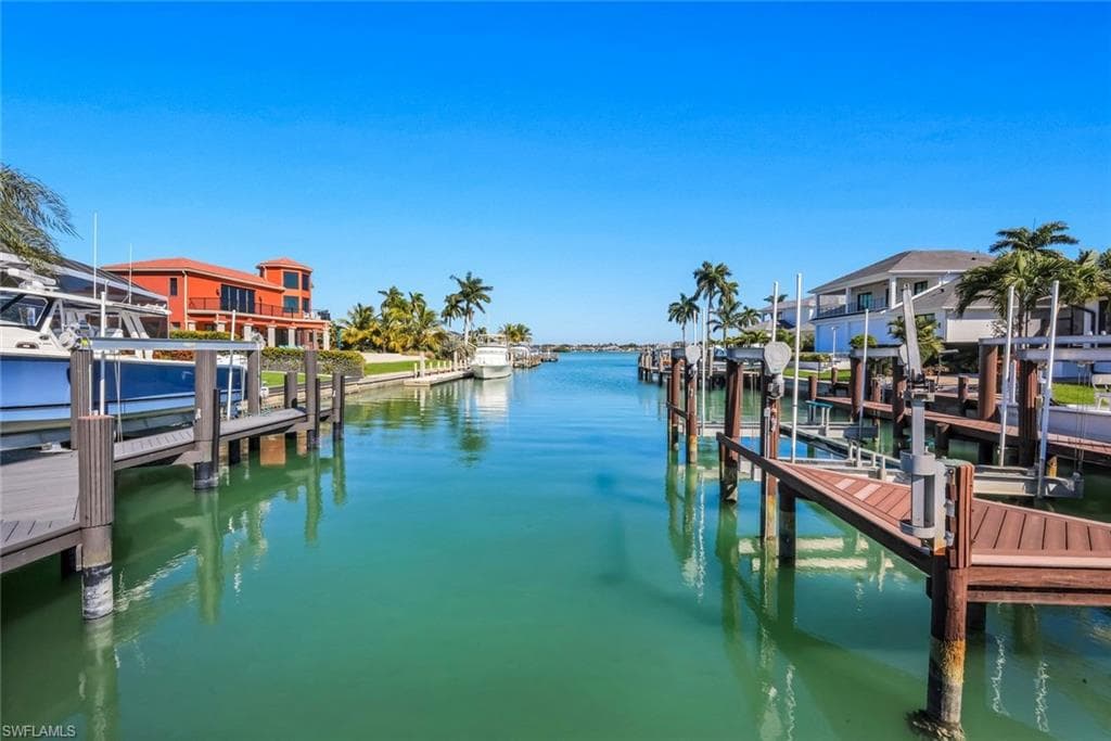 1400 FORREST CT MARCO ISLAND, FL 34145