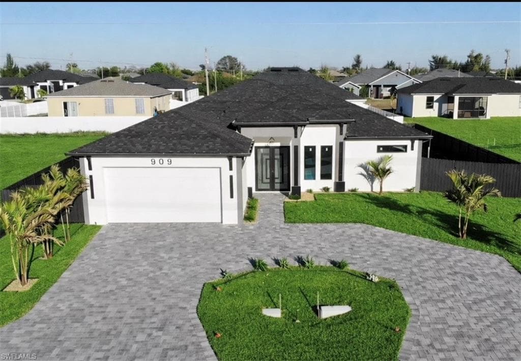 909 Santa Barbara BLVD N CAPE CORAL, FL 33993