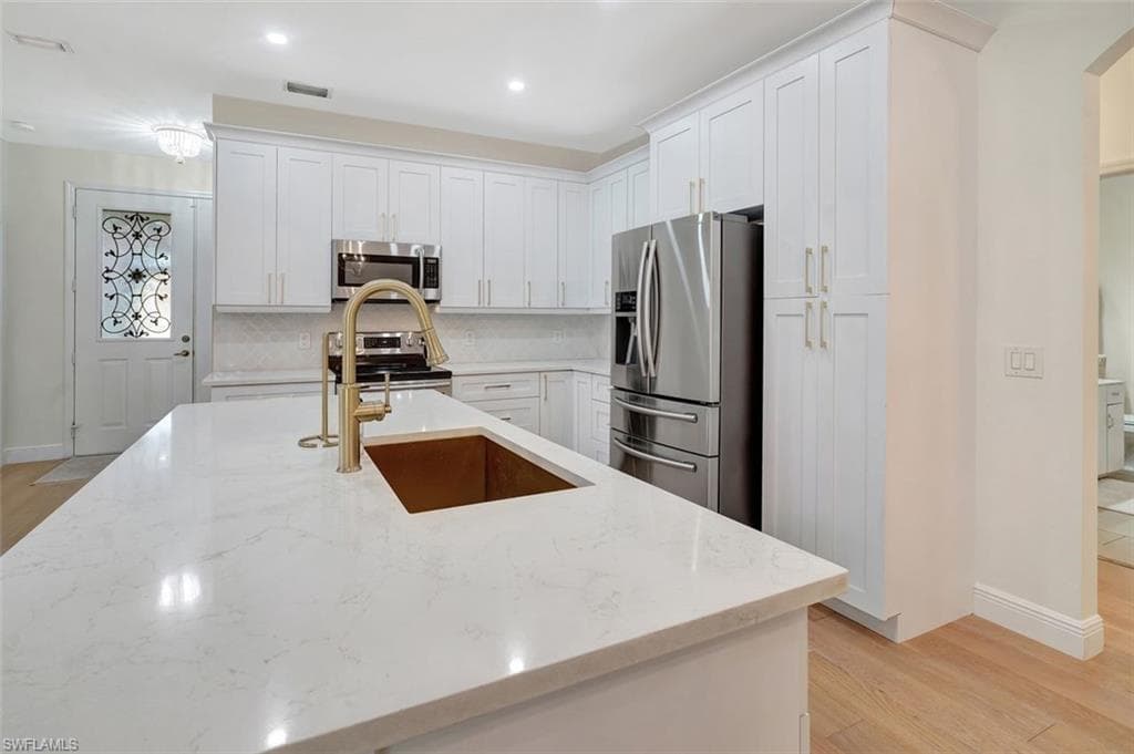 5794 Elizabeth Ann WAY FORT MYERS, FL 33912