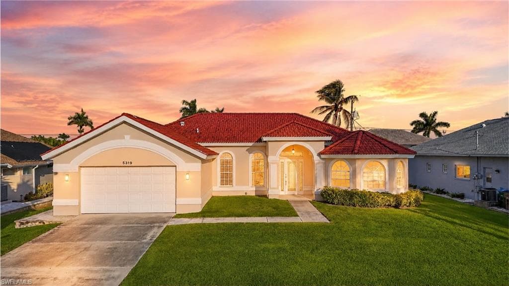 5319 21st PL CAPE CORAL, FL 33914