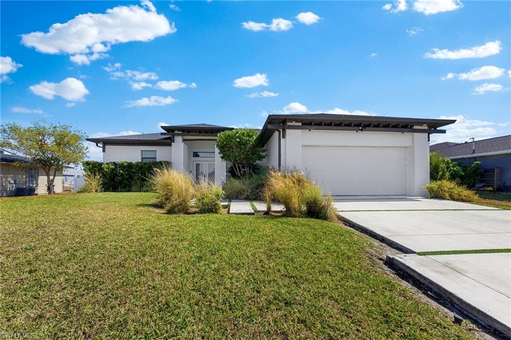 1823 19th AVE CAPE CORAL, FL 33909