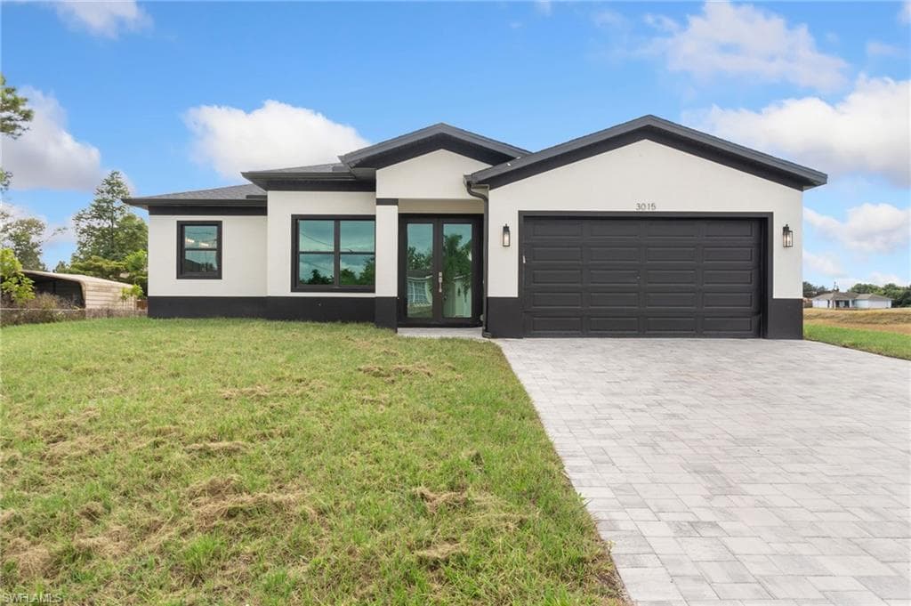 3015 3rd ST SW LEHIGH ACRES, FL 33976