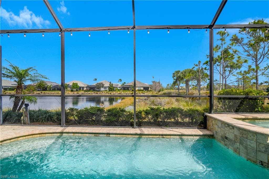 6907 Cay CT NAPLES, FL 34113