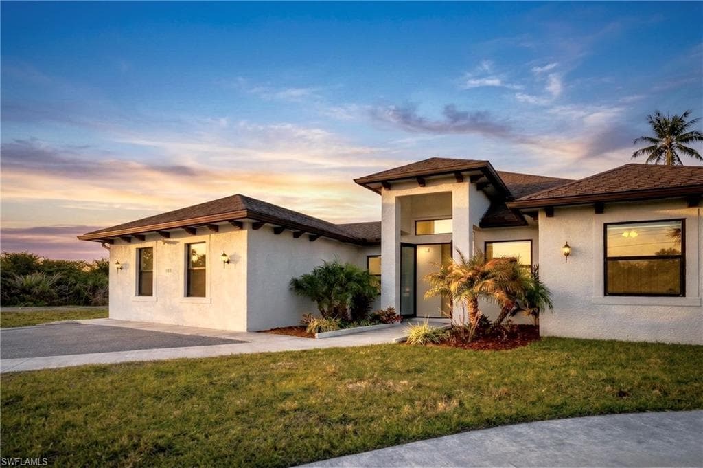 593 39th AVE NW NAPLES, FL 34120