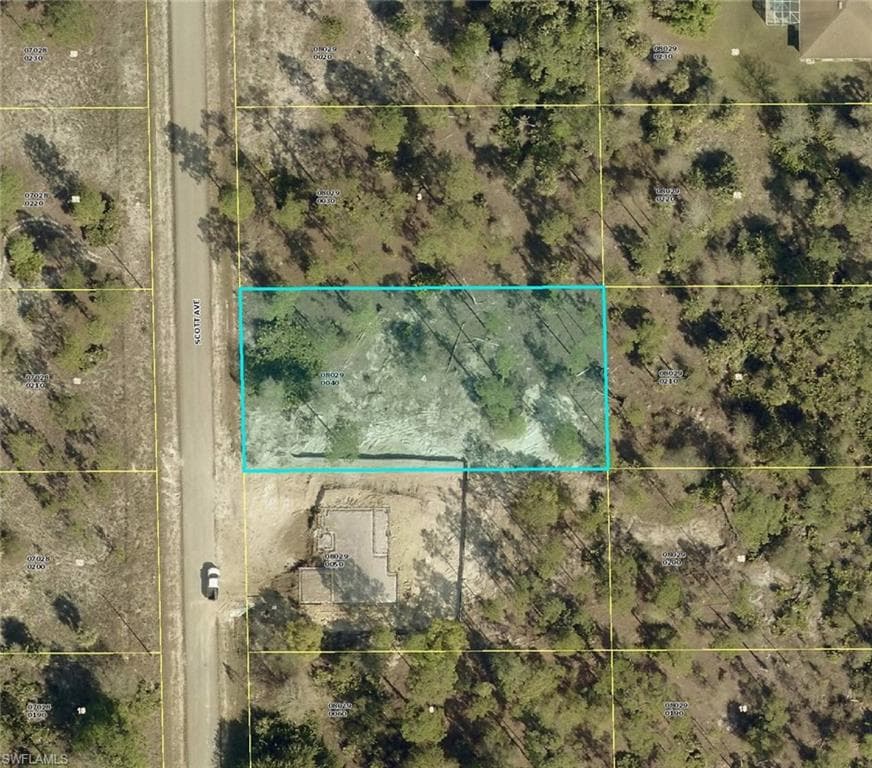 616 Scott AVE LEHIGH ACRES, FL 33972