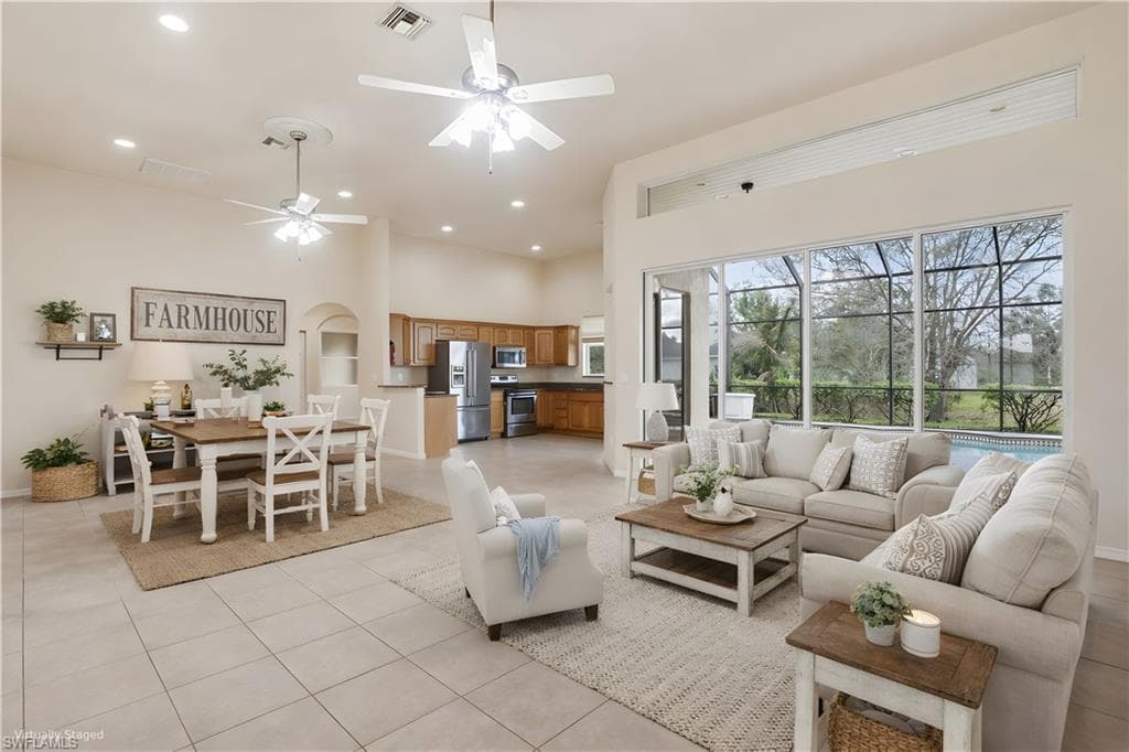 138 Pembroke ST LEHIGH ACRES, FL 33974