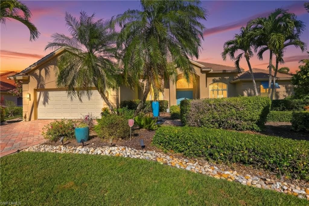 11180 Phoenix WAY NAPLES, FL 34119