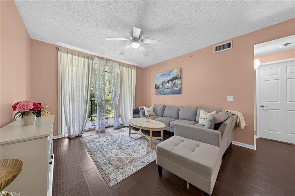 1105 Reserve CT 206 NAPLES, FL 34105