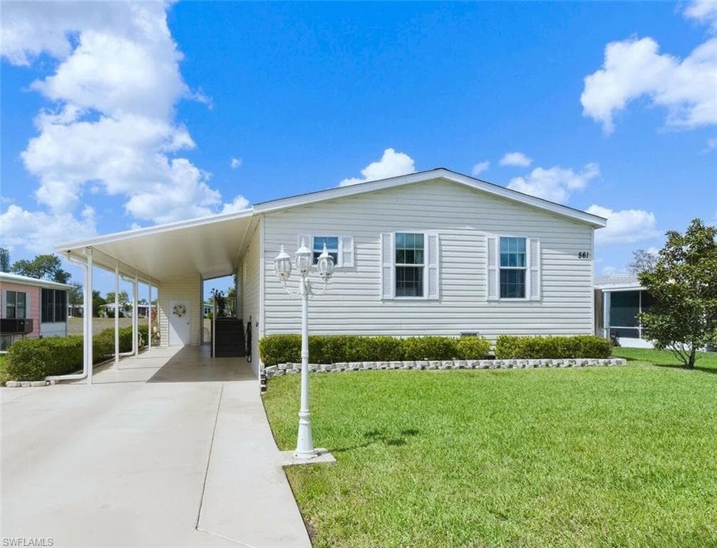 561 Charlemagne BLVD NAPLES, FL 34112