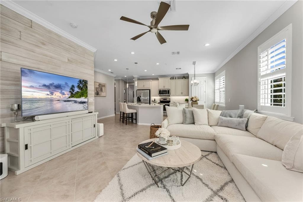 28018 Sosta LN 3 BONITA SPRINGS, FL 34135