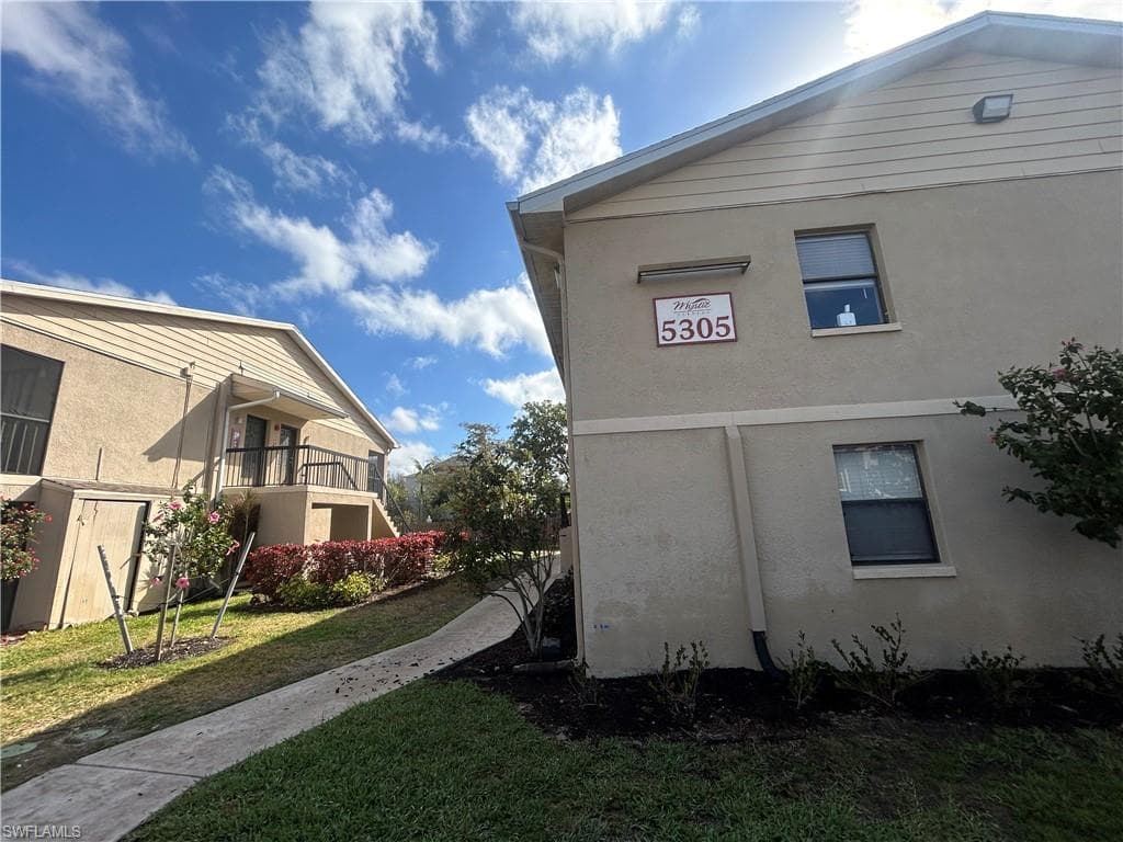 5305 Summerlin RD 507 FORT MYERS, FL 33919