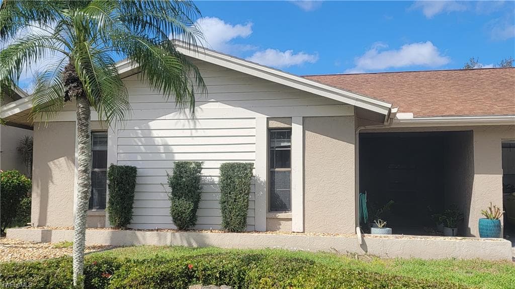 5685 Arvine CIR FORT MYERS, FL 33919