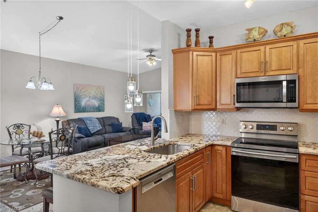 15441 Bellamar CIR 1123 FORT MYERS, FL 33908