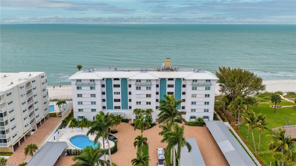 2011 Gulf Shore BLVD N 64,65/66 NAPLES, FL 34102