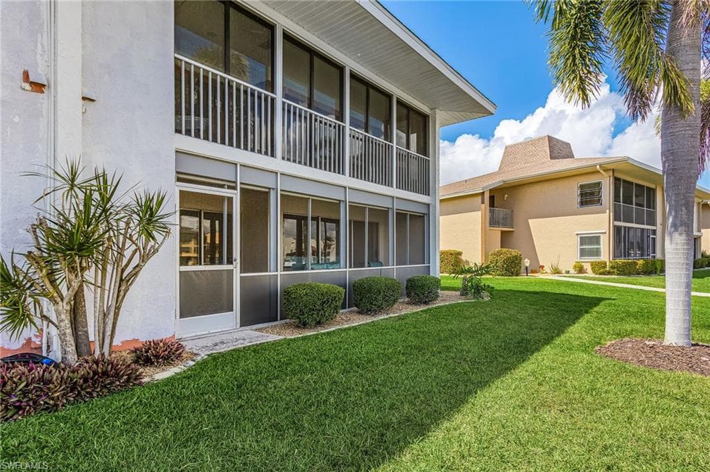 4105 SE 19th PL 101 CAPE CORAL, FL 33904