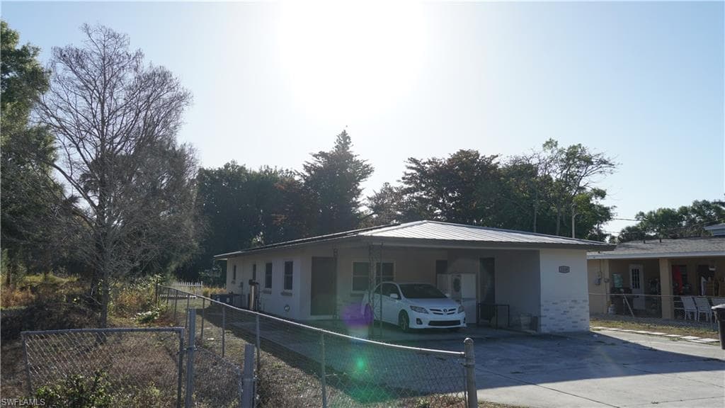 1159 Polk ST FORT MYERS, FL 33916
