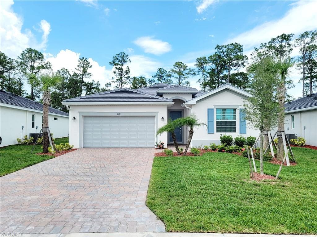 3172 Weston Manor DR ALVA, FL 33920