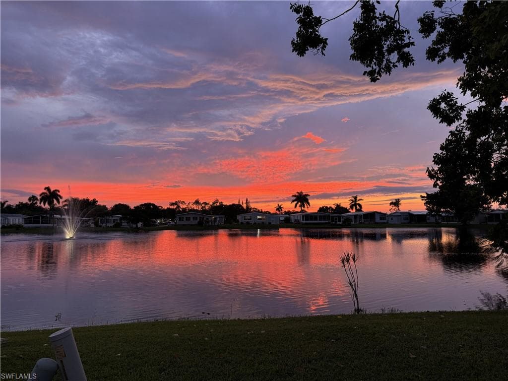 32 Covey LN 32 NAPLES, FL 34114