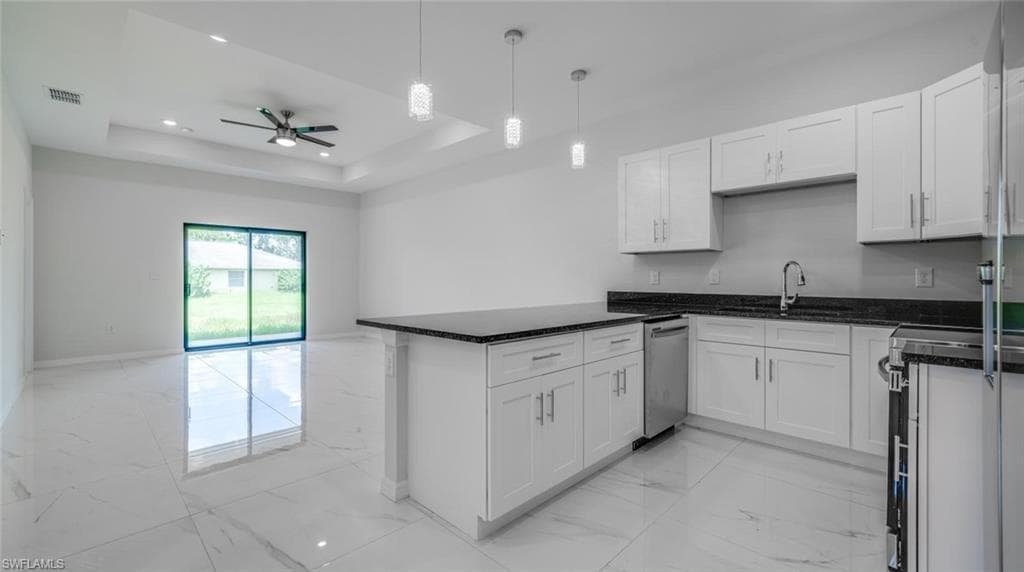 4864 Golfview BLVD LEHIGH ACRES, FL 33973