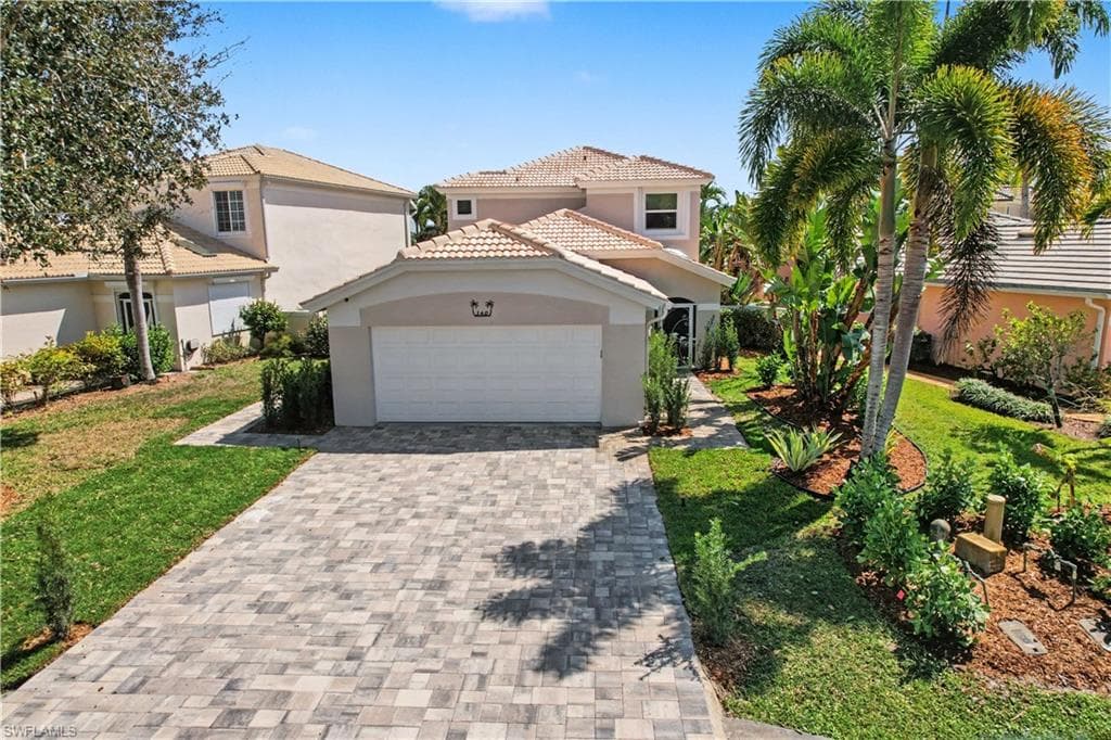 140 Eveningstar Cay NAPLES, FL 34114