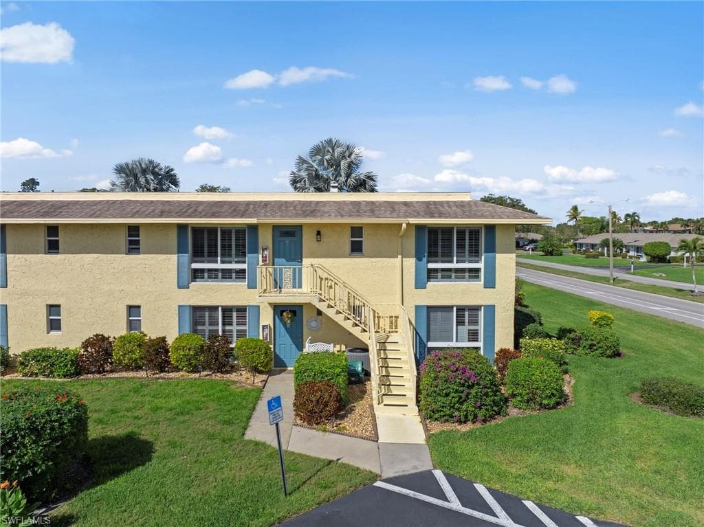 84 Glades BLVD 2 NAPLES, FL 34112