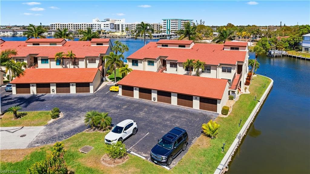 5121 Sunnybrook CT 26 CAPE CORAL, FL 33904