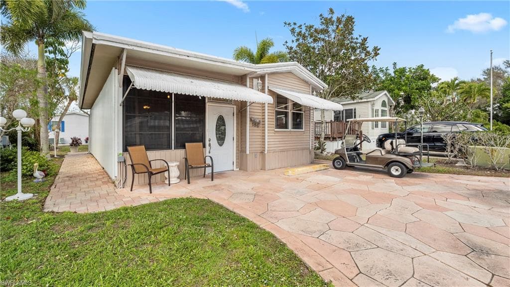 186 Panther Pass CIR 186 NAPLES, FL 34114