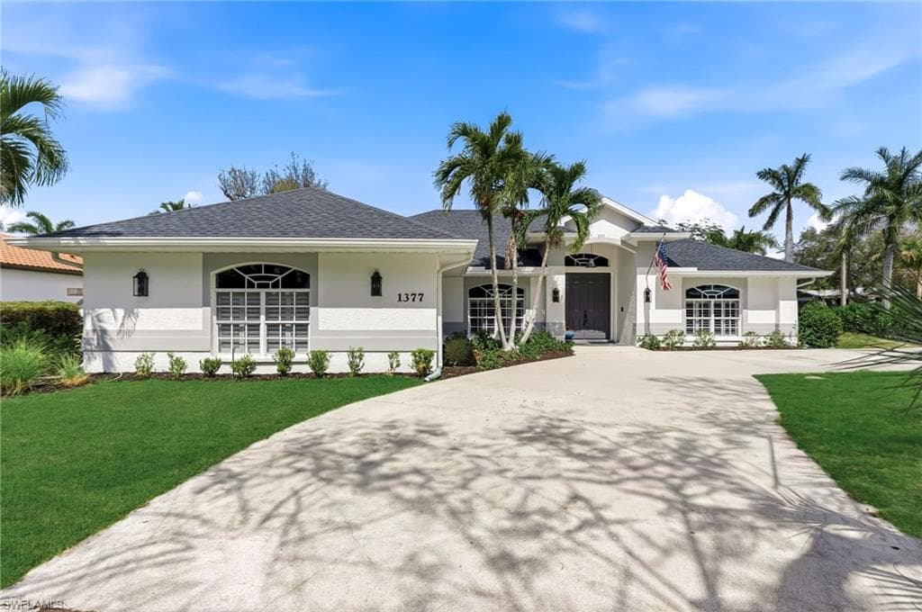1377 Coconut DR FORT MYERS, FL 33901