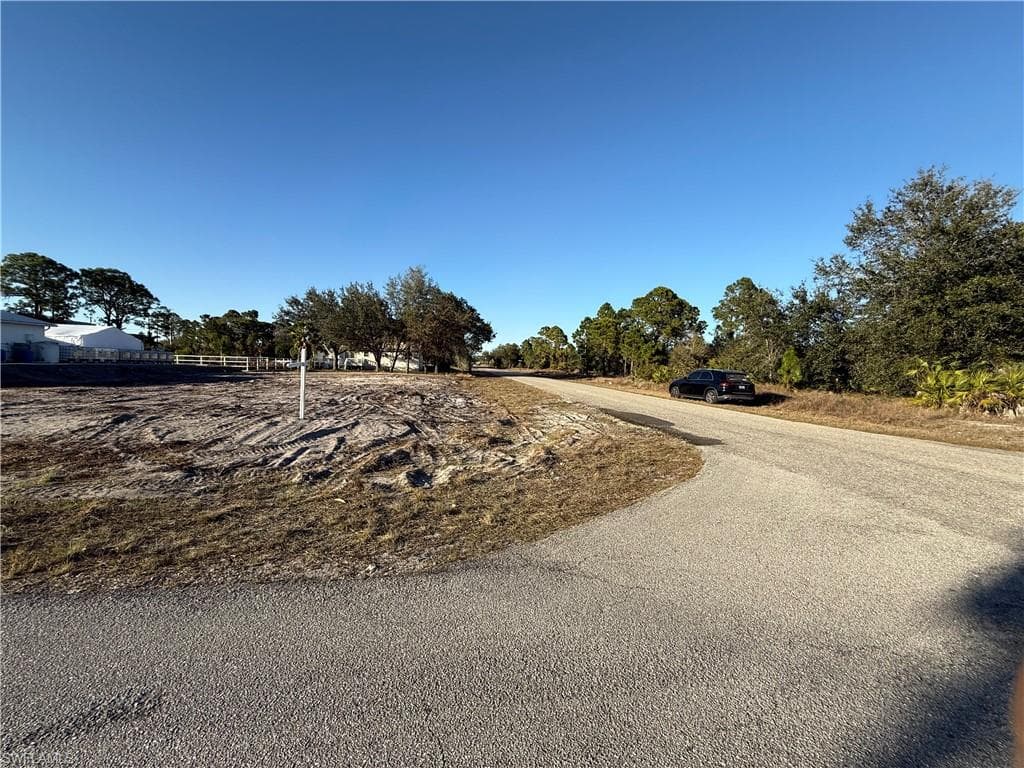 3200 45th ST SW LEHIGH ACRES, FL 33976