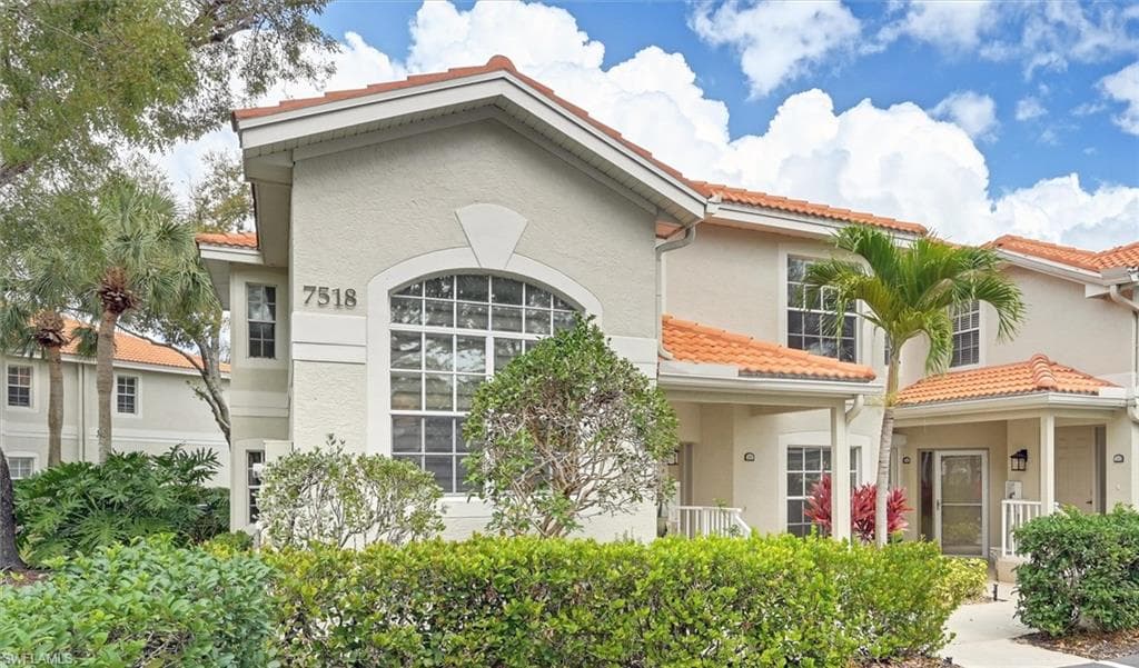 7518 Silver Trumpet LN Q101 NAPLES, FL 34109