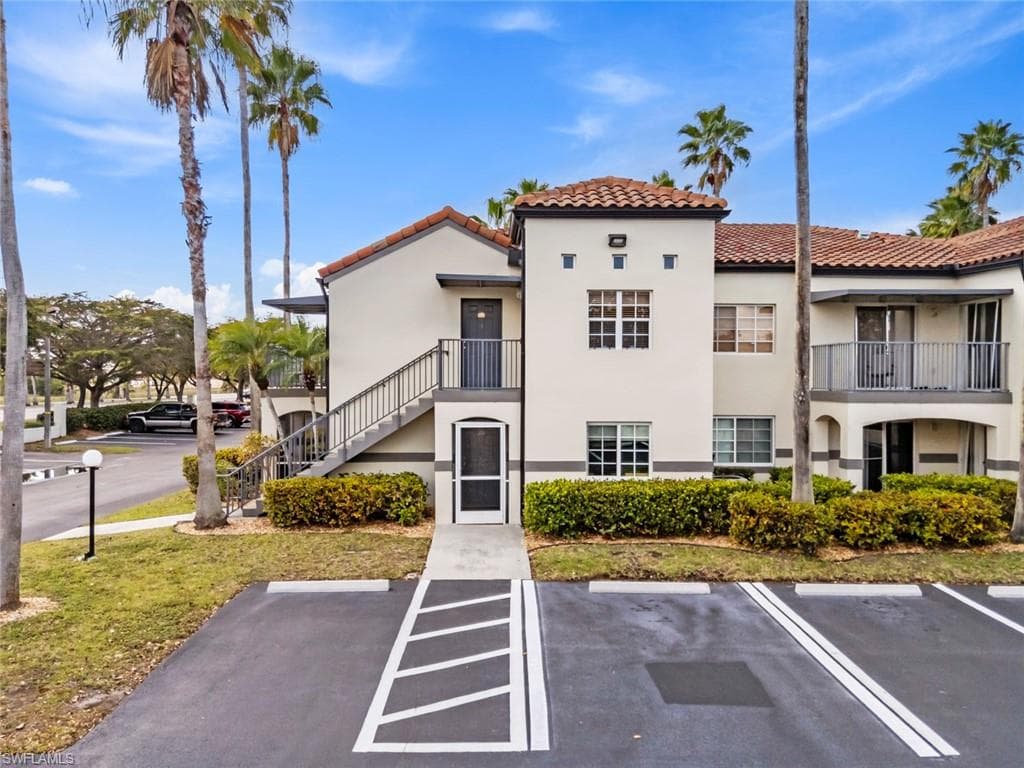 3405 Winkler AVE 204 FORT MYERS, FL 33916