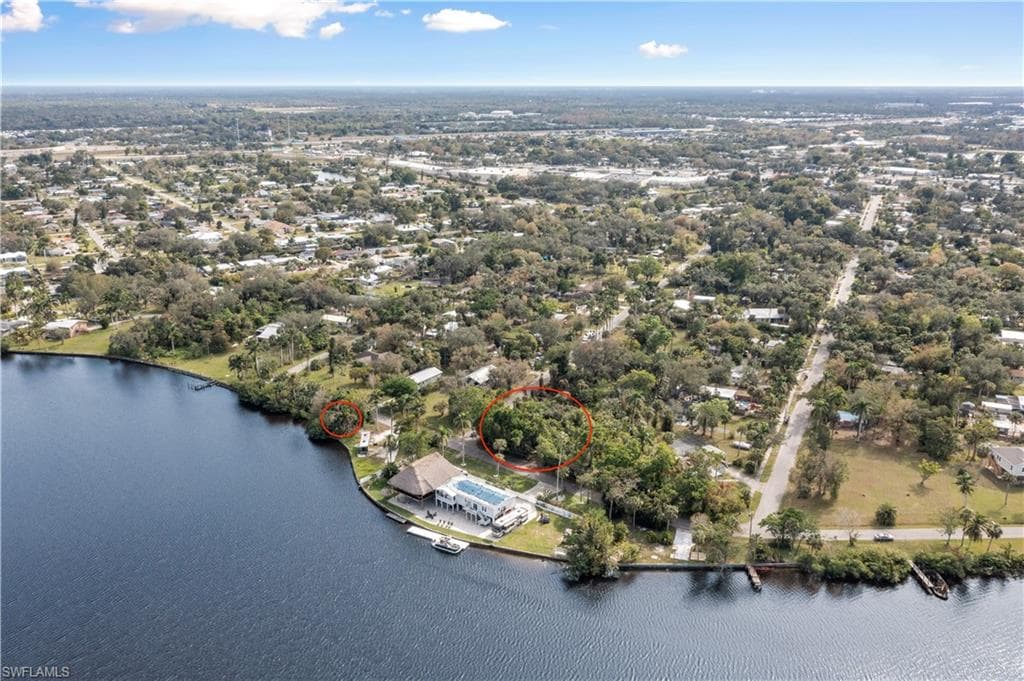4836/4839 E Riverside DR FORT MYERS, FL 33905