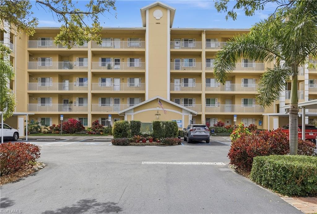 19851 Breckenridge DR 102 ESTERO, FL 33928