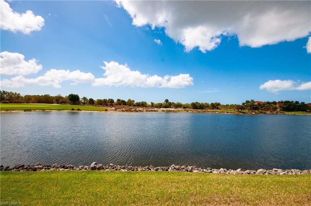 1538 Mainsail DR 5 NAPLES, FL 34114