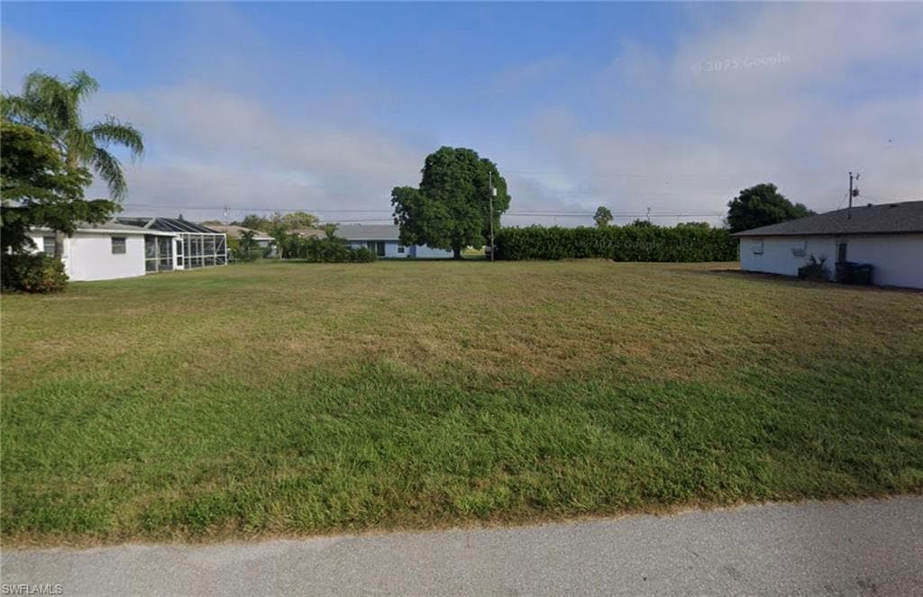 1411 SE 25th TER CAPE CORAL, FL 33904