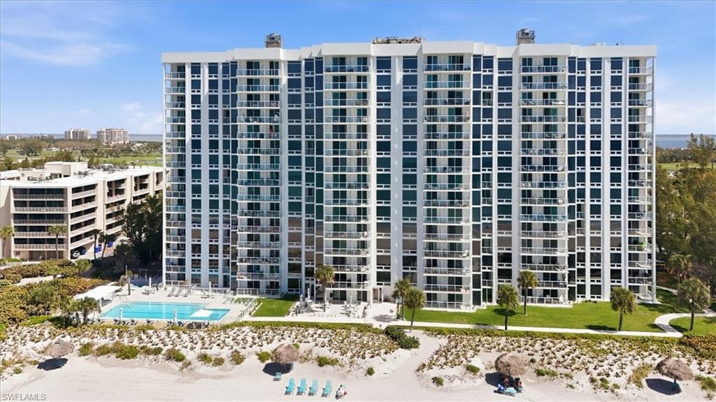 2425 Gulf Of Mexico DR 6D LONGBOAT KEY, FL 34228