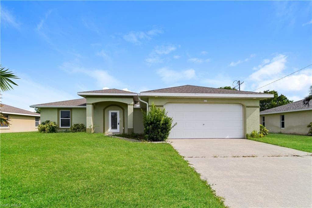 123 SW 29th TER CAPE CORAL, FL 33914
