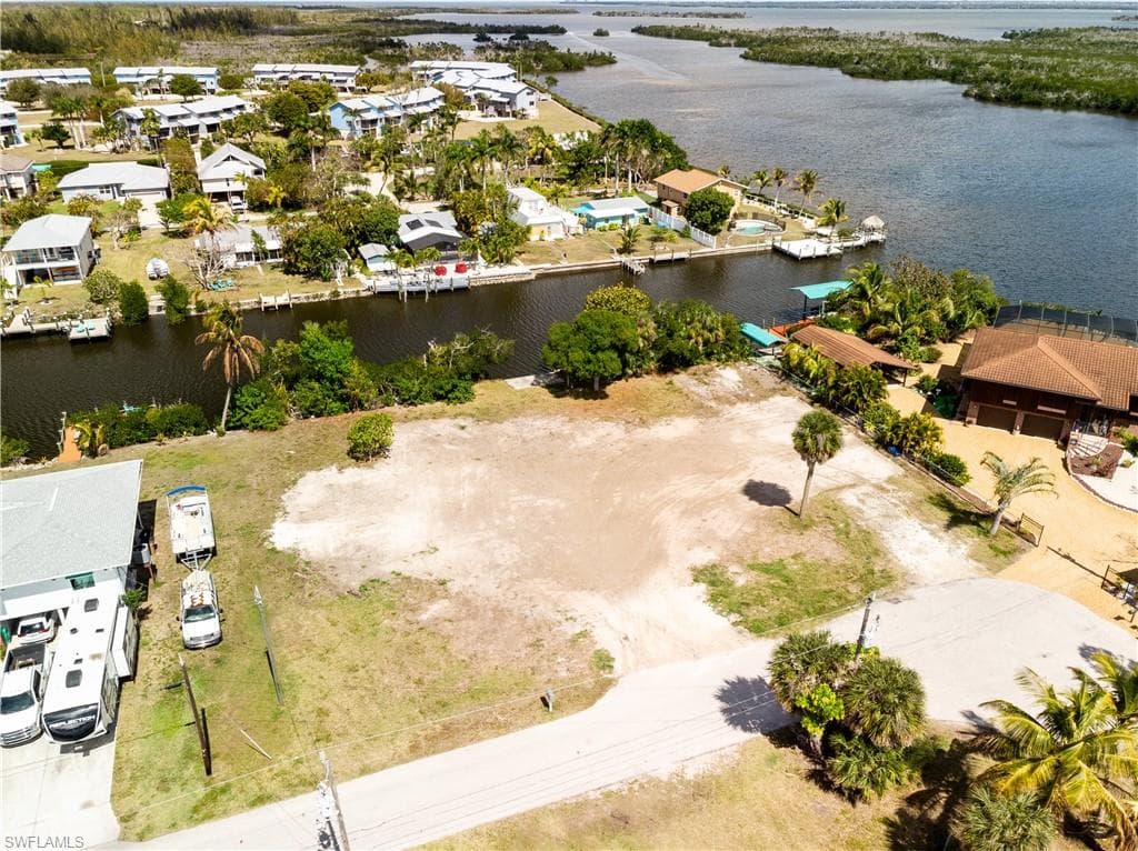 5226 Serenity CV BOKEELIA, FL 33922