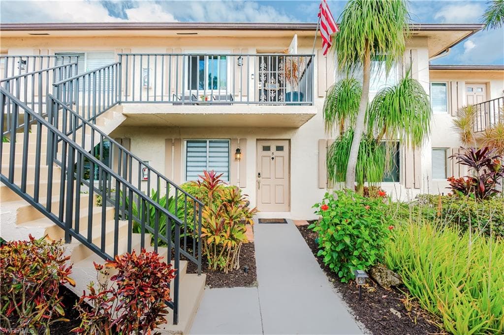 123 Palm DR 2865 NAPLES, FL 34112